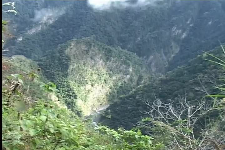 瓦拉米山徑之旅-生態旅遊影片