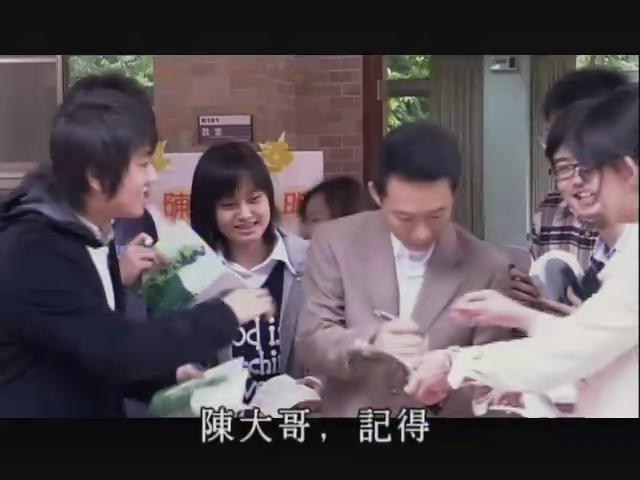 我家有張協商桌