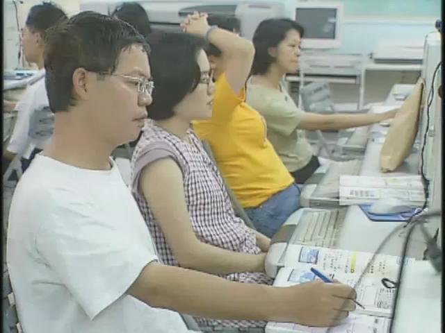 科技萬花筒-13
網中探理-網路與科學教育 (下)