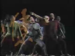 文化容顏-14
踊舞，踏歌 : 林懷明的雲門世代